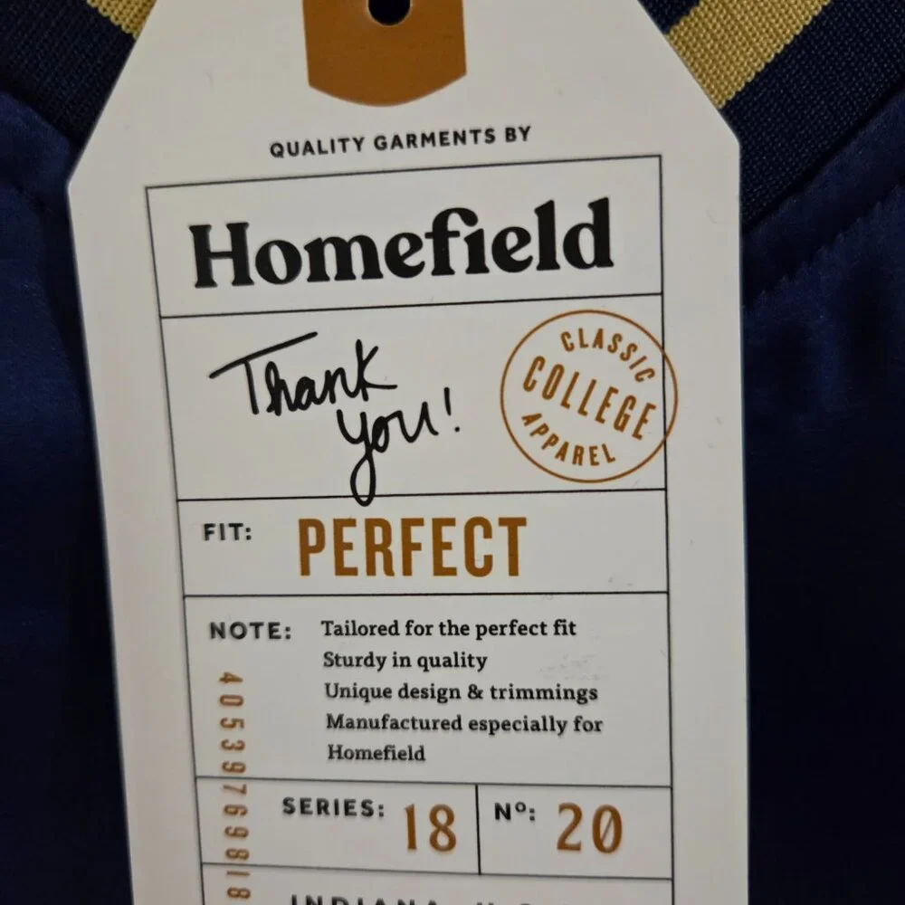 Brand New Modelo Apparel Bundle, Classic Pullover, Hoodie, T-Shirt & Hat - Picture 3 of 12